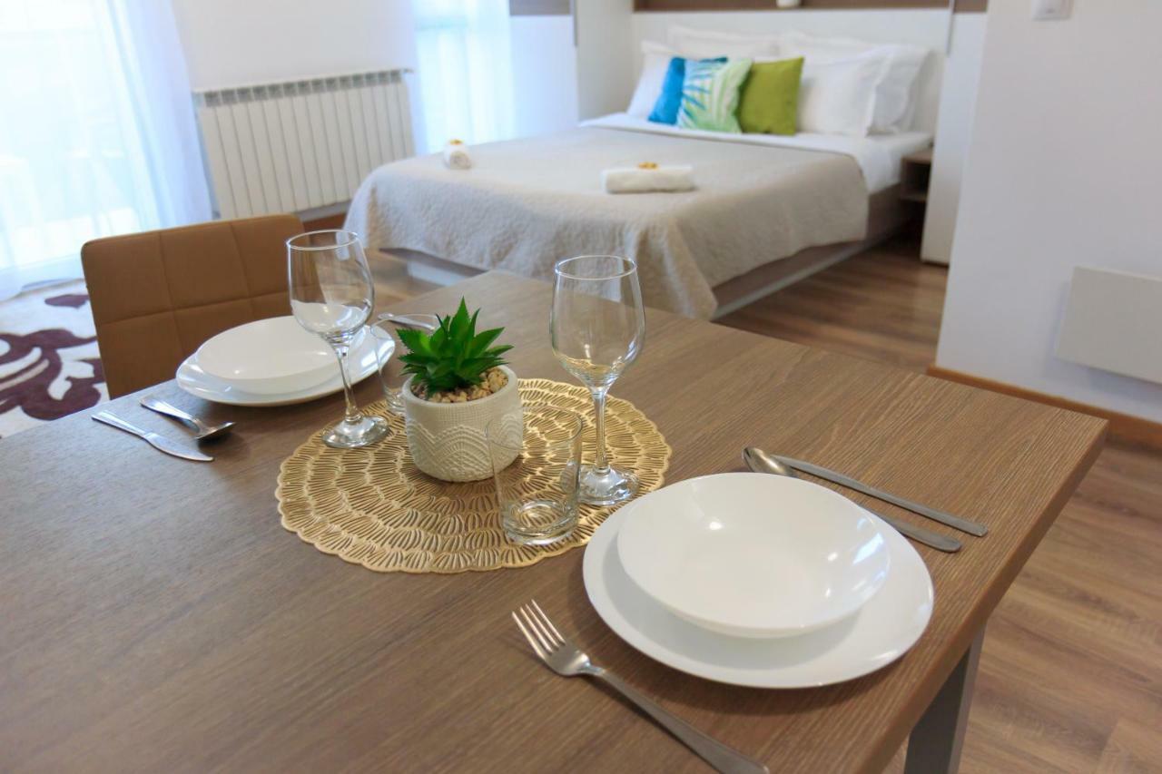 Gold Class Apartment Ams 63 Cluj-Napoca Exterior photo